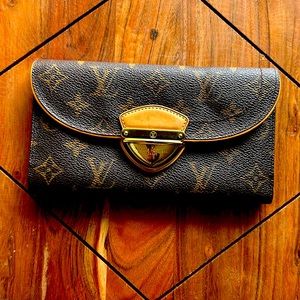 Louis Vuitton wallet
